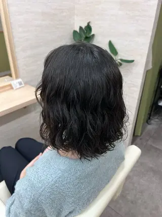 ミディアム NOA モデル募集中のヘアスタイル