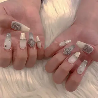ネイル Tinaネイル 難波のネイルデザイン