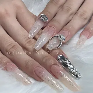 ネイル NuaN ミニモ停止中のネイルデザイン