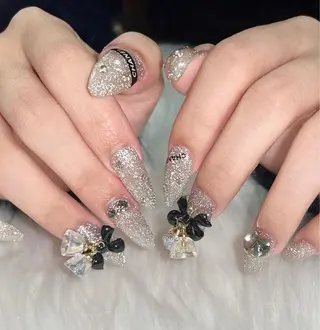 ネイル SALON ELVI.のネイルデザイン