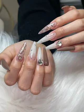 ネイル Noél_ Rikiのネイルデザイン
