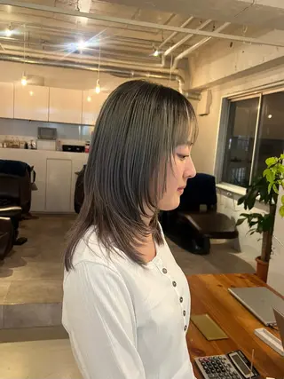 ミディアム 北見 桃夏のヘアスタイル