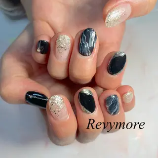 ミディアム ネイル nail salon Revymoreのネイルデザイン