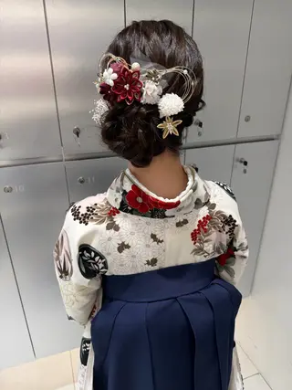 ヘアアレンジ ヘアセット🎀耳つぼ 👂💎MONAMIのヘアスタイル