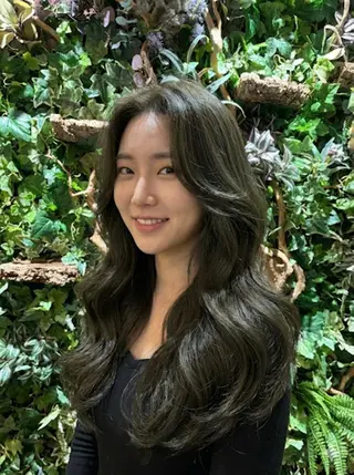 ロング 支持率No.1💖 オチアイのヘアスタイル