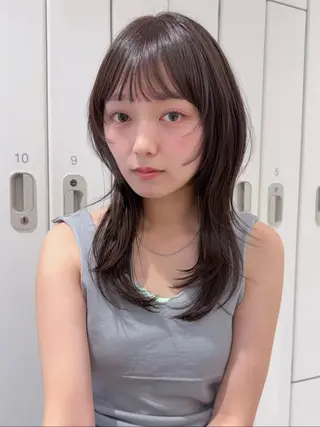 セミロング Unami/レイヤー TSUKIのヘアスタイル