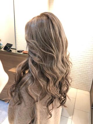 ロング カラー プルエクステ 𝑾𝑨𝑲𝑨のヘアスタイル