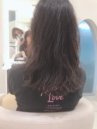 セミロング パーマ 田中 真衣のヘアスタイル