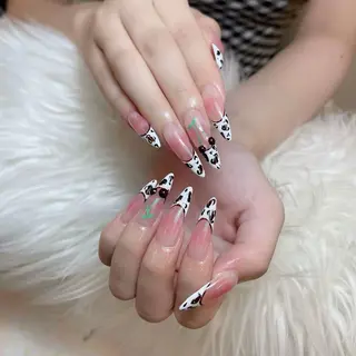 ネイル HIKARIHANA NAILのネイルデザイン