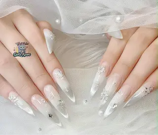 ネイル Gote Kawa nail salonのネイルデザイン