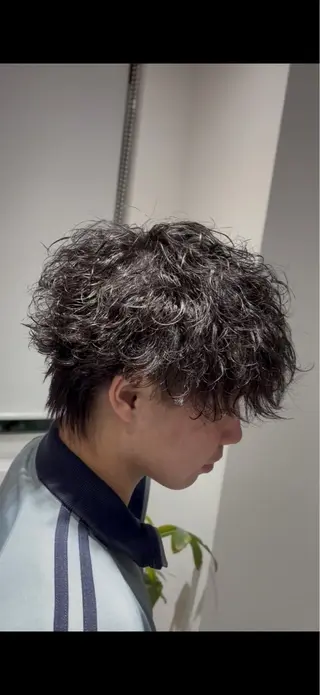 ミディアム パーマ メンズ メンズパーマ Dover島村祐輝のヘアスタイル