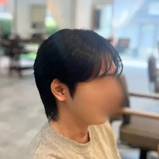 メンズ HEALHAIR 堀江店のヘアスタイル