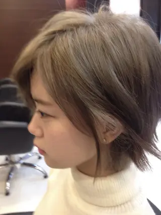 ショート カラー 浅川 実行のヘアスタイル