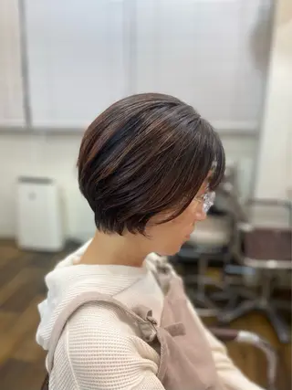 ショート 髪質改善🫧艶カラー 🫧💙佐藤真優のヘアスタイル