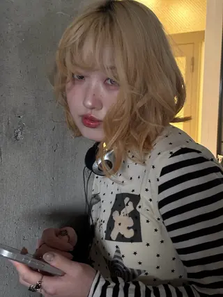 ミディアム カラー ボブ&寒色🎐ᩚ 短髪 COCOROのヘアスタイル