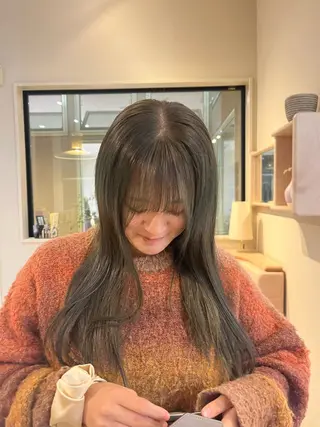 ロング カラー ramphy 柴原 夢奈のヘアスタイル