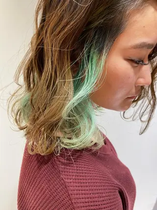 ミディアム カラー 飯塚 竜之介のヘアスタイル