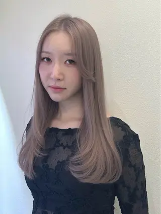セミロング カラー 🖤ハイトーンカラ ー🖤/ここなのヘアスタイル