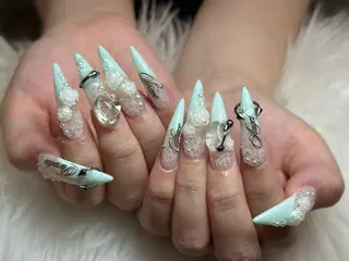 ネイル NIE NAIL Luxeのネイルデザイン