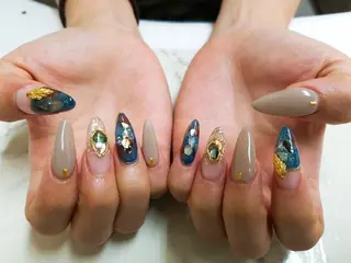ネイル スカルプ指名No.1 河野　雑誌掲載サロンのネイルデザイン