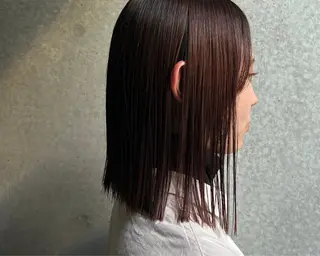 ミディアム 新堀 紫音のヘアスタイル