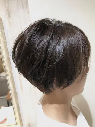 ショート 必ず笑顔で帰っていた だきます！安田祐貴のヘアスタイル