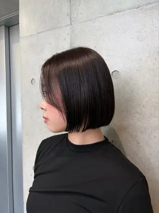 ショート カラー ヘアアレンジ ボブ艶モテカラー🫧 カリンのヘアスタイル