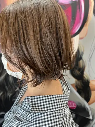 ショート カラー パーマ ヘアアレンジ メンズ キッズ ネイル マツエク・マツパ アイブロウ 久木原 ゆりのヘアスタイル