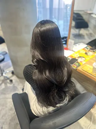 ロング カラー LUPI byLee MIUのヘアスタイル