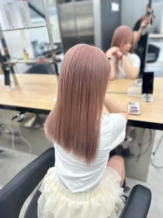 ロング 暖色系ハイトーン♡ mioriのヘアスタイル