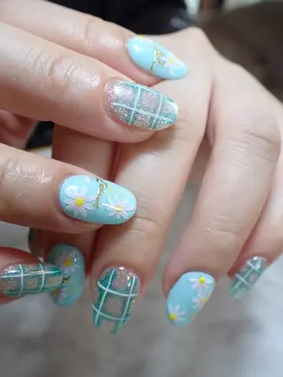 ネイル Nailsalon C.U.Eのネイルデザイン