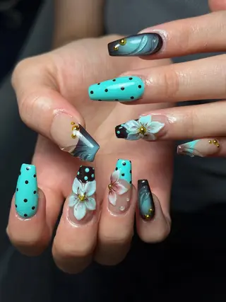 ネイル CoMo Nailのネイルデザイン