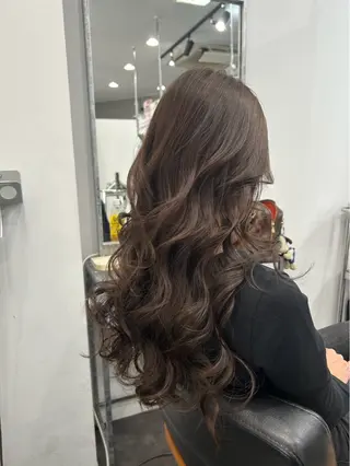ロング カラー ヘアアレンジ 大塚 貴之のヘアスタイル