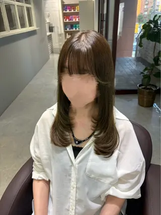 東 愛香のヘアスタイル