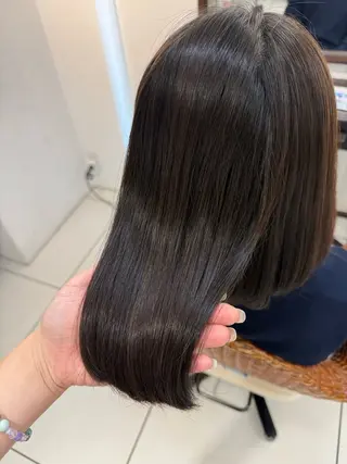 ミディアム たかしな けいなのヘアスタイル