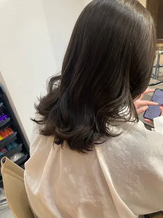ミディアム ✨色持ちの良い艶 カラー✨蟹江真世のヘアスタイル
