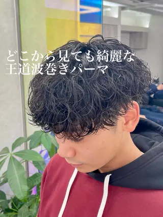 パーマ メンズ 波巻きスパイラル 近藤剛 浦和のヘアスタイル