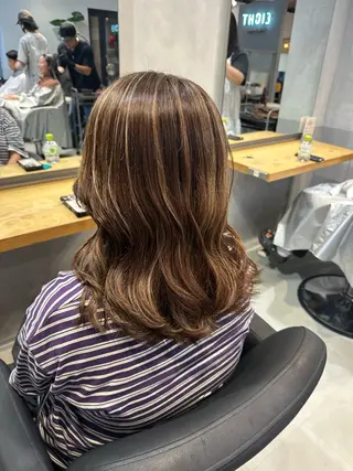ミディアム カラー 🌟ハイライト/ハイ トーン🌟MIKIのヘアスタイル