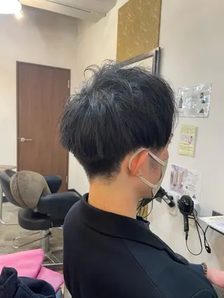 ショート メンズ ブリーチ無しカラー/ ハイトーンAKI🍎のヘアスタイル