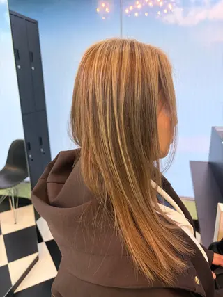 セミロング 海外デザイン好きな方 滝沢錬平のヘアスタイル