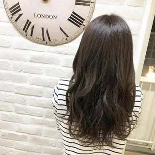 ロング カラー Aujua ソムリエ 勝又舞夏のヘアスタイル