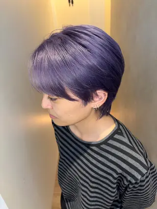 カラー ハイトーン/デザイン ハッシュカット/セナのヘアスタイル