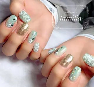 ネイル -nailroom- familiaのネイルデザイン