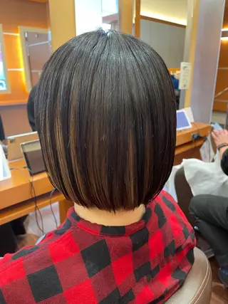 ショート カラー セト マユミのヘアスタイル