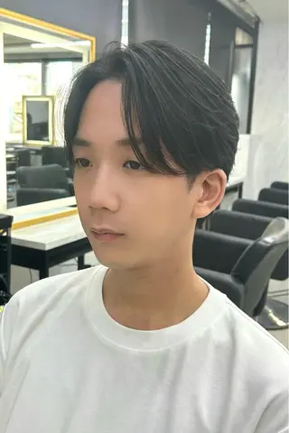 ショート パーマ メンズ メンズスタイリスト 前田雄輝のヘアスタイル