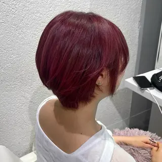 ショート カラー ハイトーン×推し カラー💫Miyuのヘアスタイル