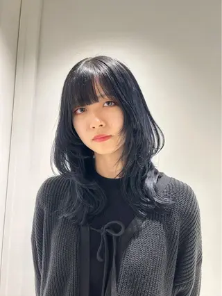 セミロング ワンホン× ハイトー ン🪞✨ARISAのヘアスタイル
