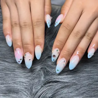 ネイル 𝑗𝑢𝑛𝑛𝑎 𝑛𝑎𝑖𝑙のネイルデザイン