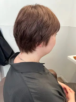 ショート 30･40代支持率◎ 白髪ぼかし/うる艶髪のヘアスタイル