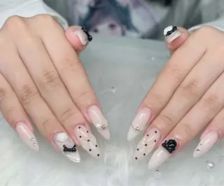 ネイル Lee Nailsのネイルデザイン